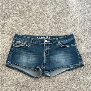 Rue21 Embroidered Jean Shorts Size 9/10